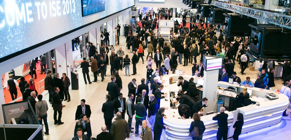 Messen FOXX AV Rental