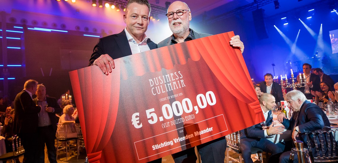 € 5.000,00 voor Stichting Vrienden Meander