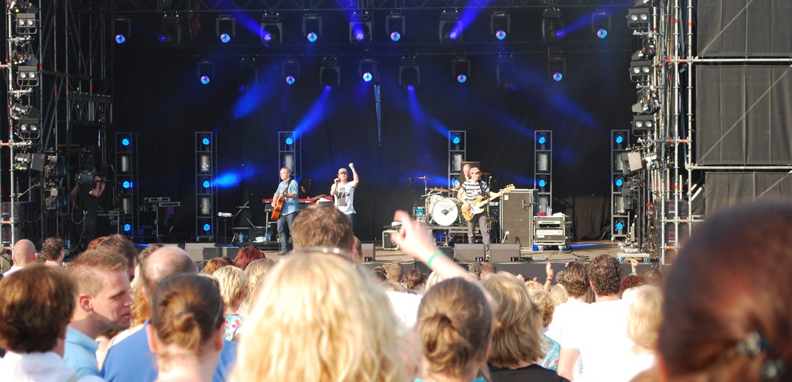 Pop On Top @ Valkenburg - FOXX AV