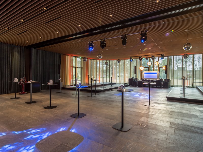 FOXX AV, Hospitality