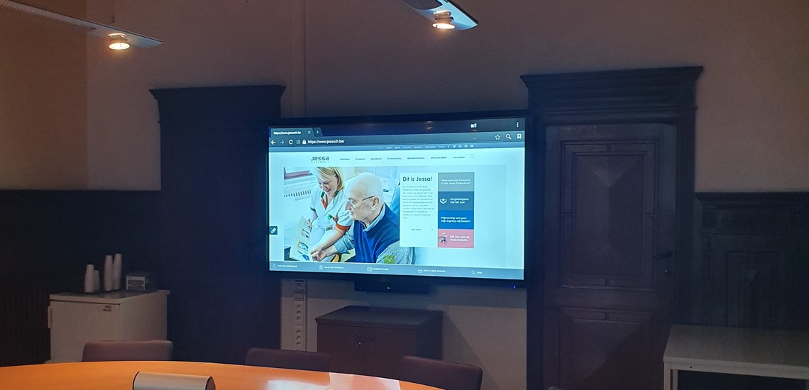 Clevertouch Polycom Konferenz Jessa Krankenhaus