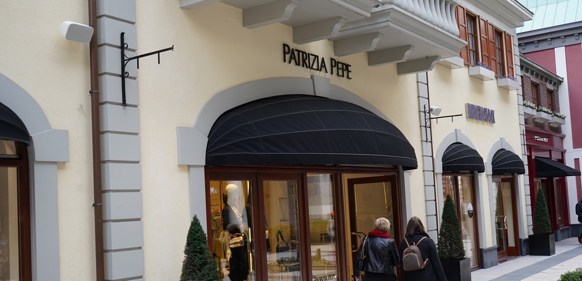 Bowers & Wilkins @ Outlet Roermond by FOXX AV