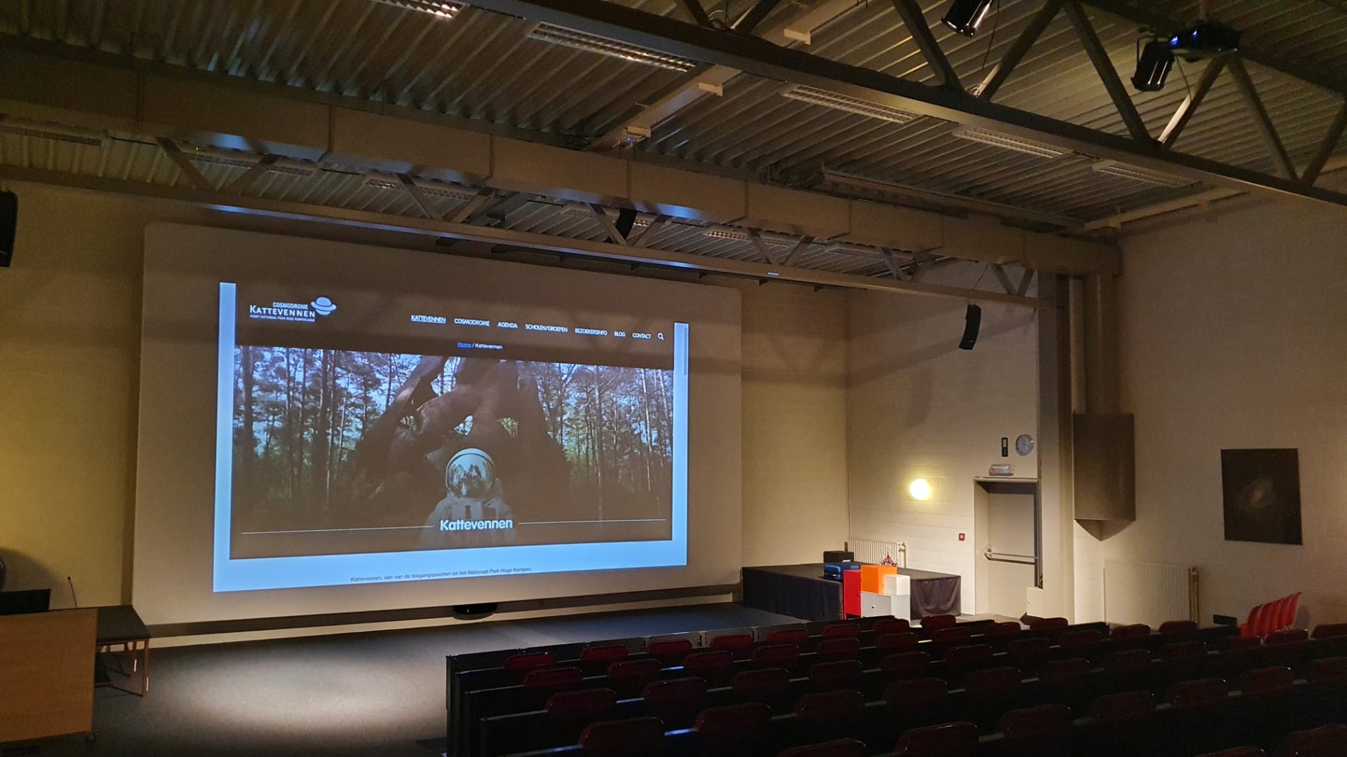 FOXX AV - Cosmodrome Genk - AV upgrade Auditorium