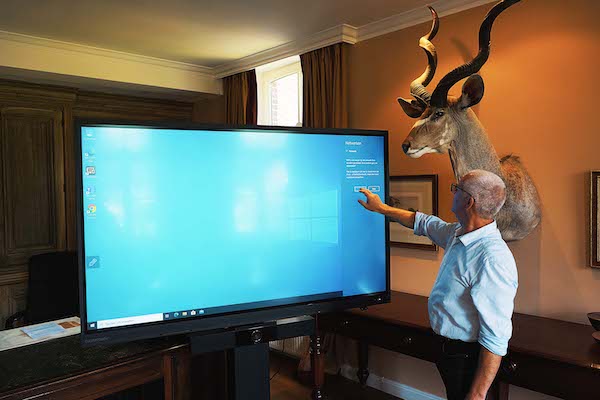 FOXX AV - Dr. Weigert - Samenwerken