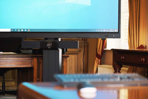 FOXX AV - Dr. Weigert - Samenwerken