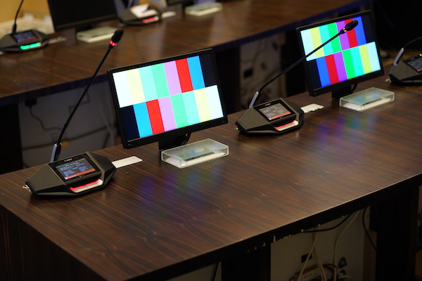 FOXX AV - Roermond raadzaal - AV installatie vernieuwd