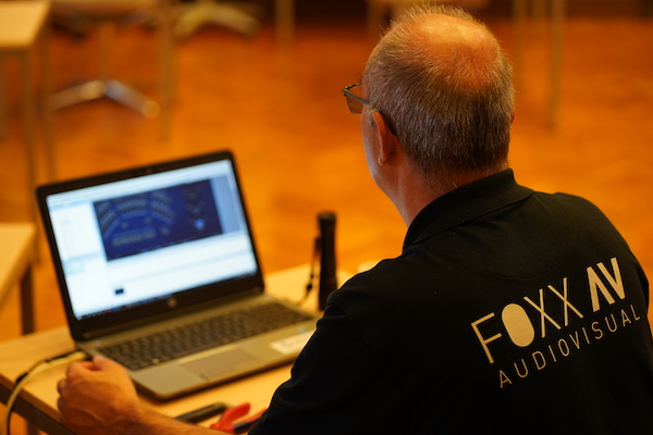 FOXX AV - Roermond raadzaal - AV installatie vernieuwd