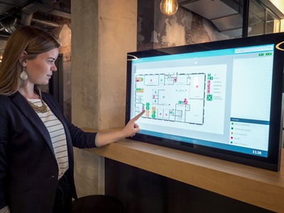 GoBright Visit & Wayfinding by FOXX AV