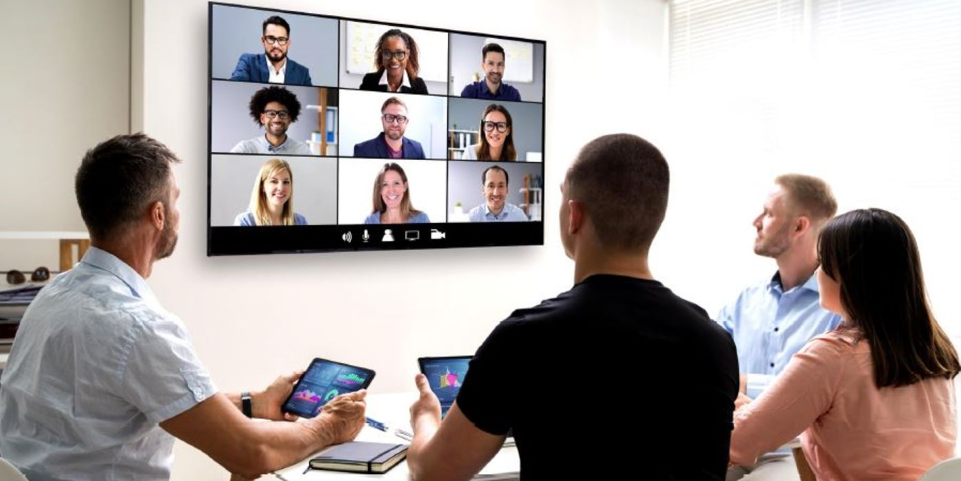 Hybride Arbeit durch FOXX AV