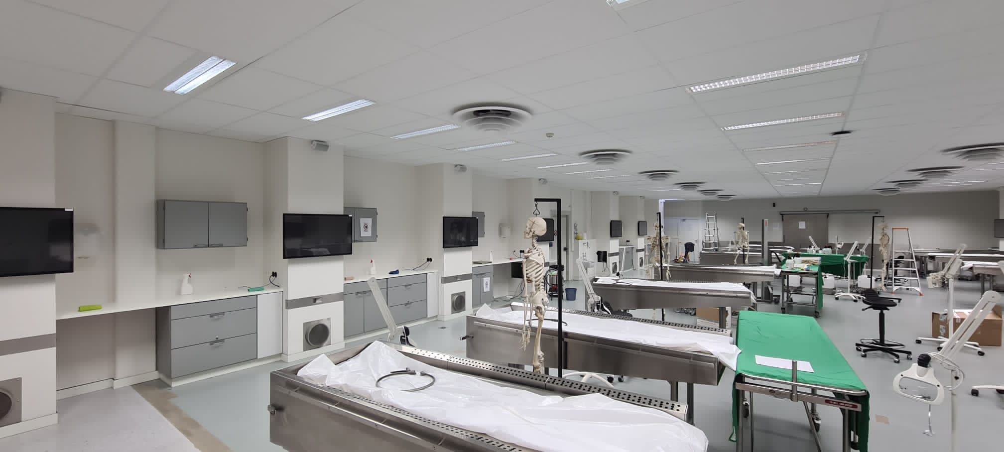 Uni Hasselt (B) - Seziersaal - FOXXAV