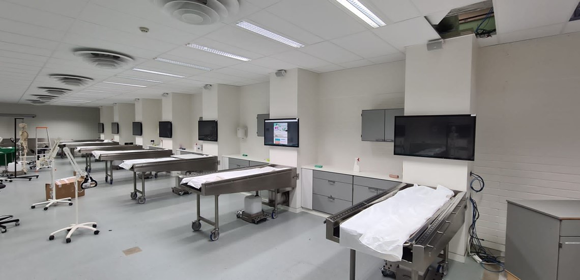 UHasselt - snijzaal - FOXX AV