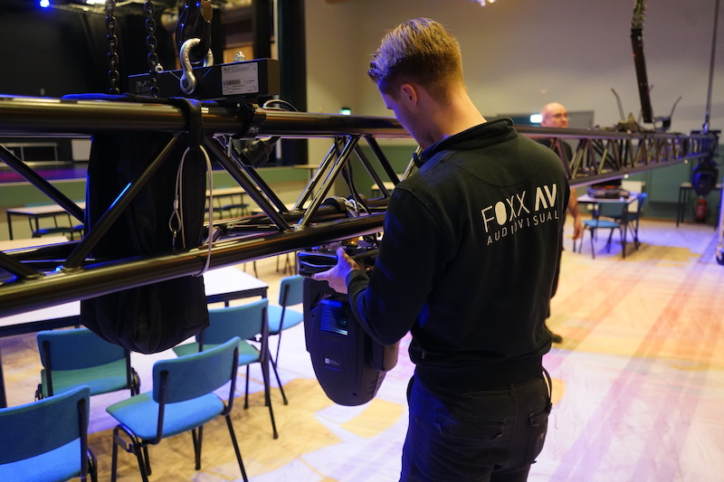 Multifunktionales Zentrum Oelbroeck durch FOXX AV