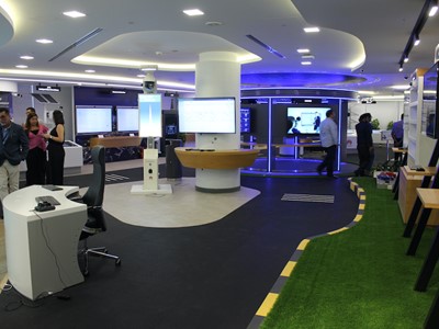 Experience Centers (Erlebniszetern) durch FOXX AV