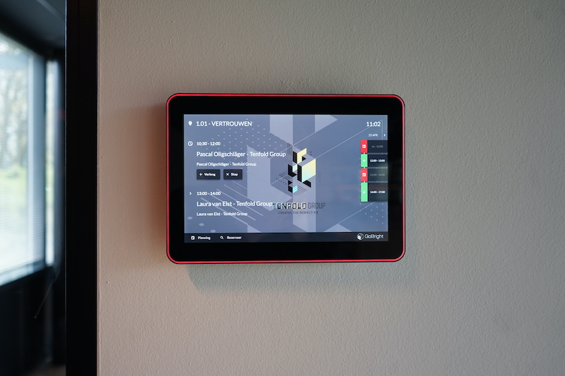 Tenfold. Smart office AV concept by FOXX AV 