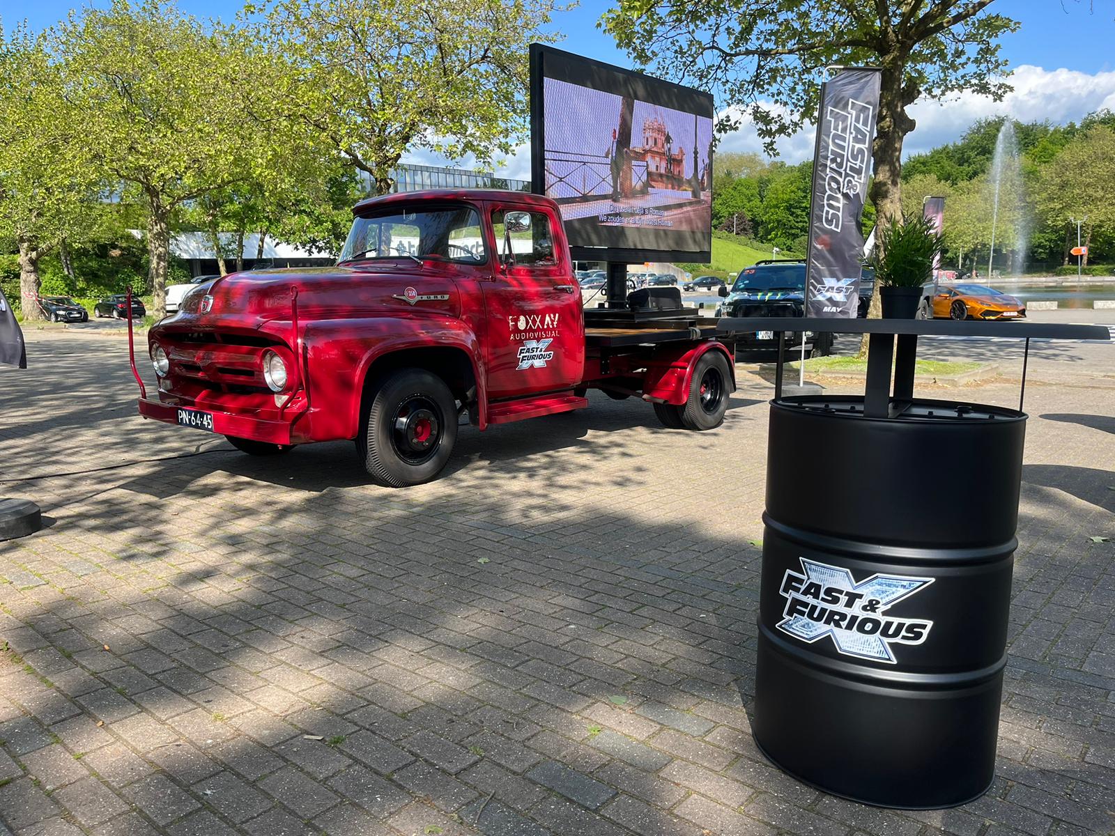 FOXX AV - LED Bildschirm